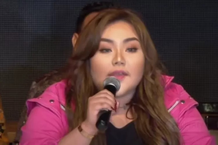 Lisa Mariana Bantah Keras Revelino, Sebut Cuma Pansos soal Anak
